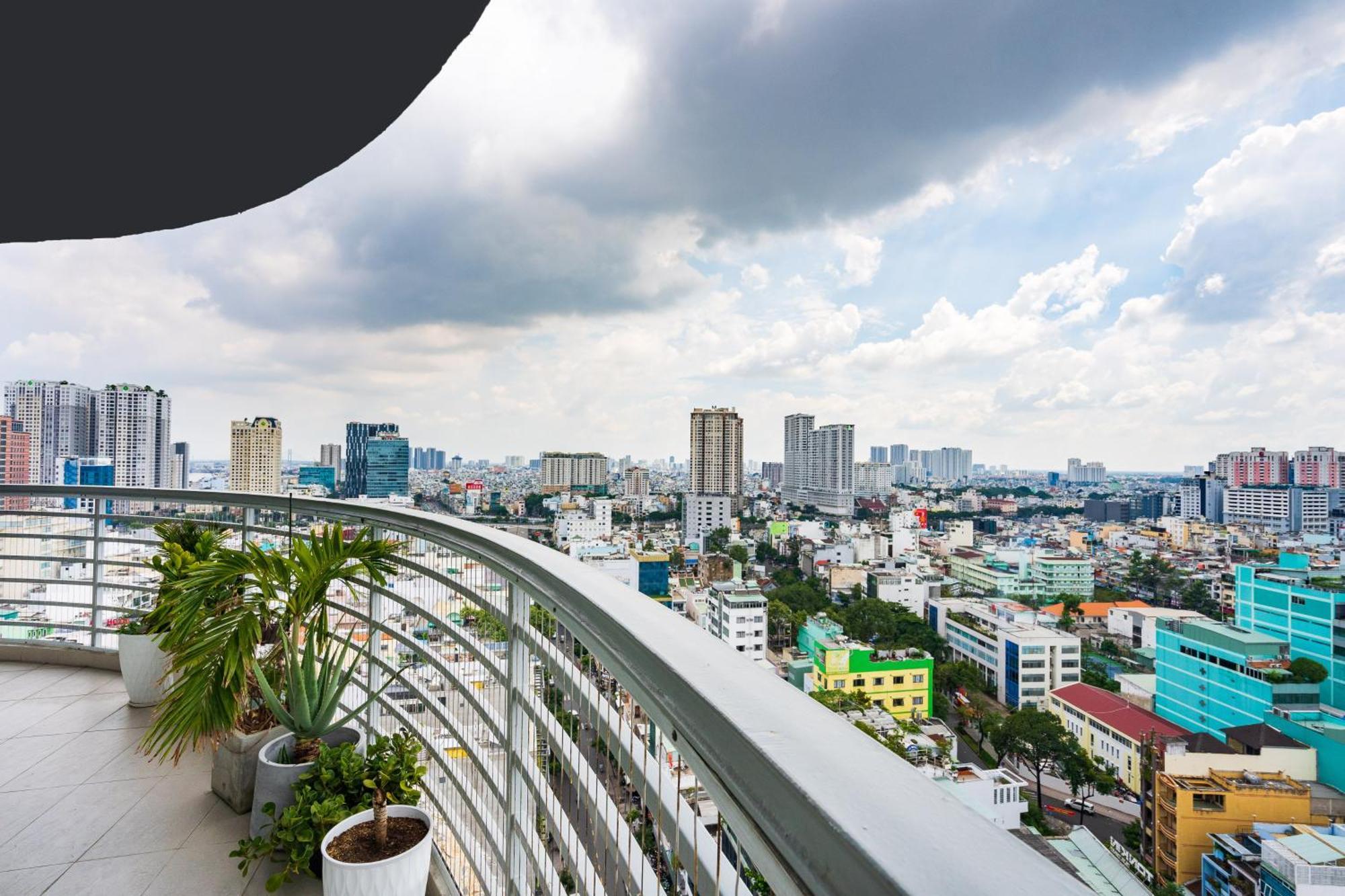 Khách sạn The One Ben Thanh 16.2 5*