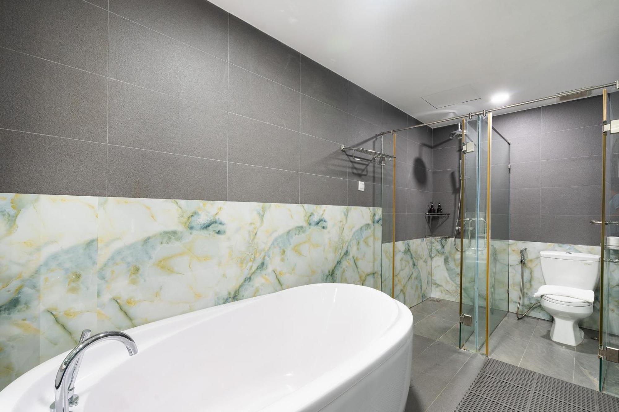 The One Ben Thanh Hotel