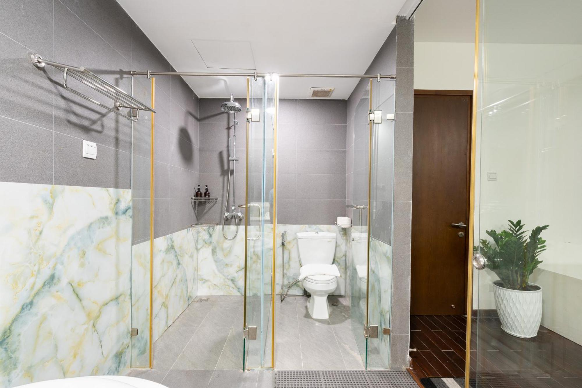 Hotel The One Ben Thanh 5*
